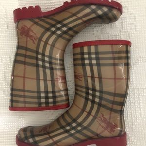 EUC Burberry Rainboots